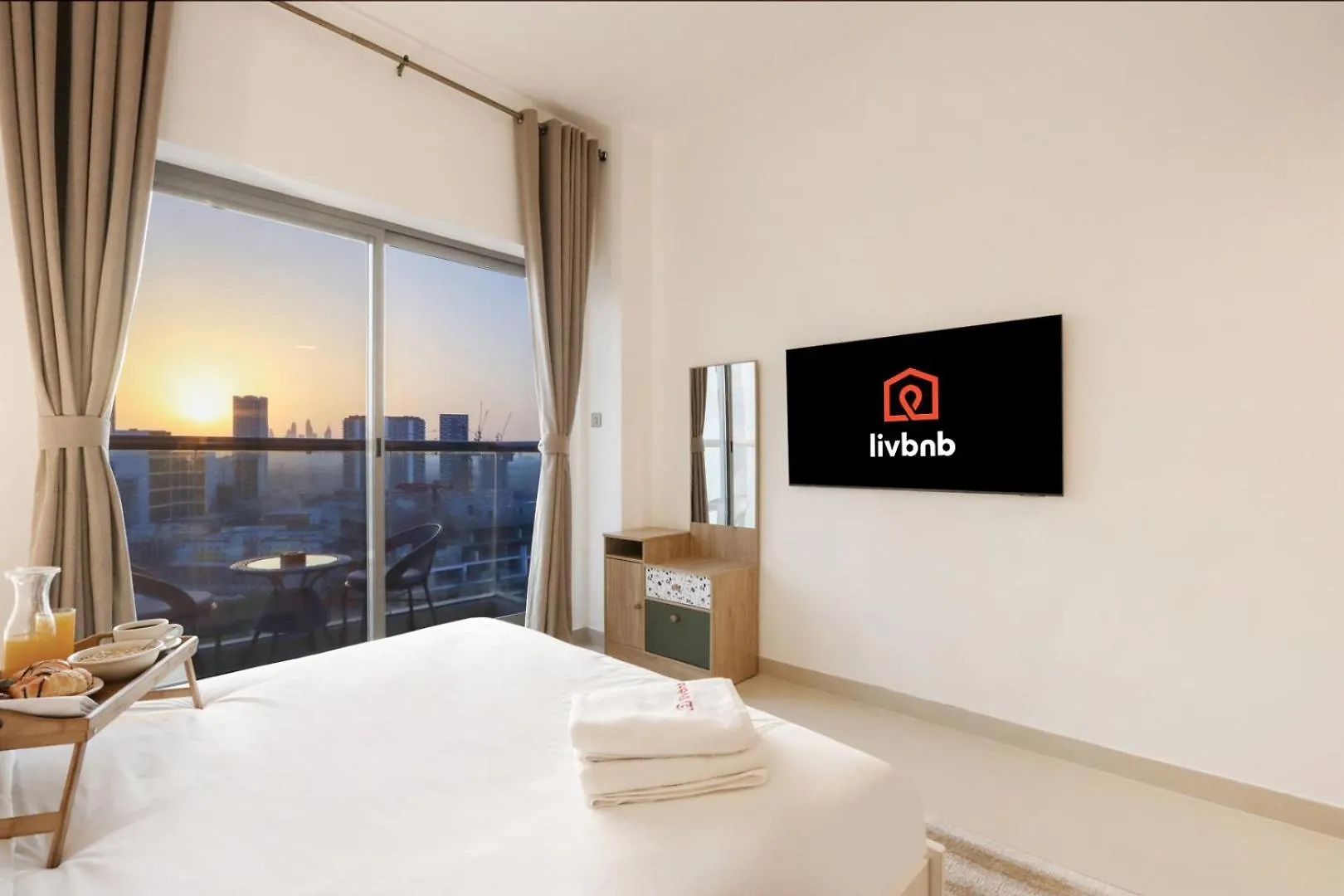 Livbnb - 1B With Sunset View Near Community Circle Park Jvc Dubai